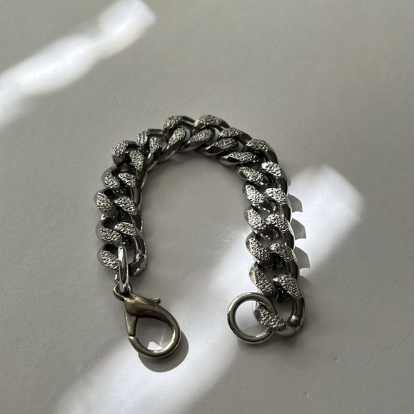 Vintage lot of 3 Silvertone 7” Bracelets - one with abalone starfish - Picture 10 of 12